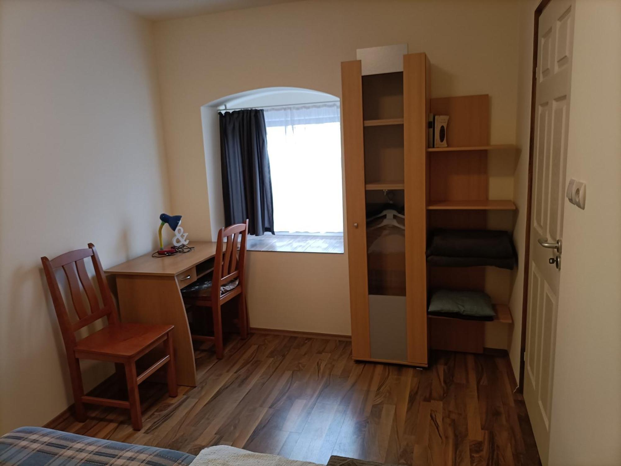 Start Apartmanok Pecs Luaran gambar