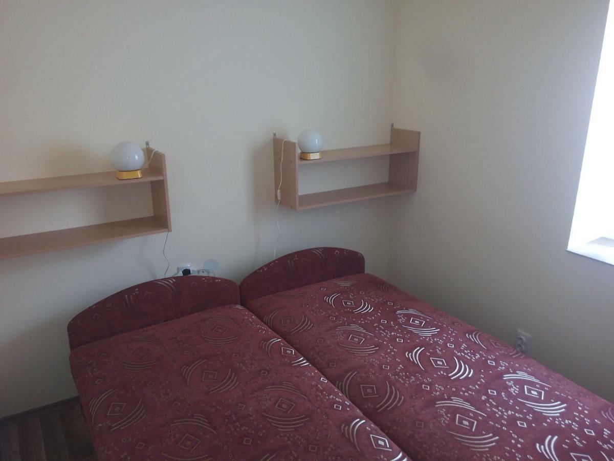 Start Apartmanok Pecs Luaran gambar